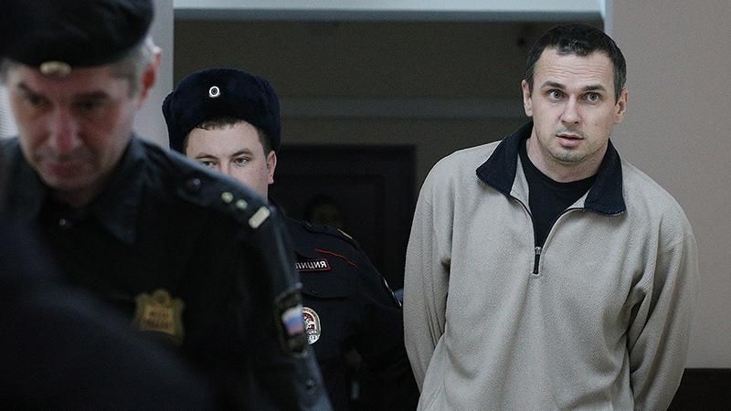 Киев вводит санкции против россиян, которые преследовали Сенцова и Кольченко Киев вводит санкции против россиян, которые преследовали Сенцова и Кольченко