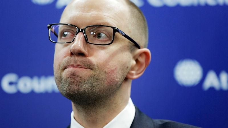 В будинку Яценюка відключили гарячу воду за борги В будинку Яценюка відключили гарячу воду за борги