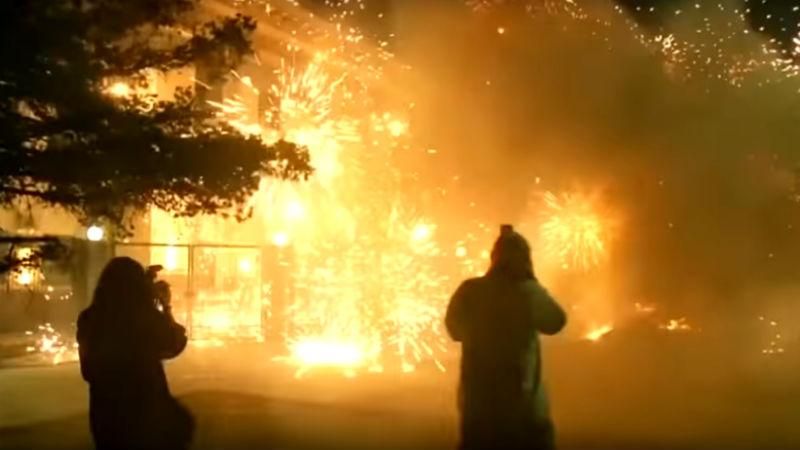 Гройсман відреагував на атаку російського посольства Гройсман відреагував на атаку російського посольства