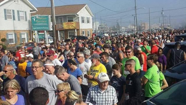 Взрыв прогремел перед марафоном в США Взрыв прогремел перед марафоном в США