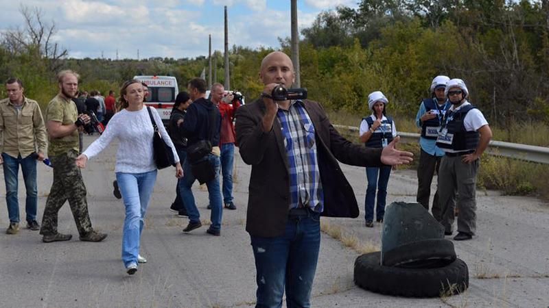 У Порошенка закликали подати на Філліпса позов до британського суду У Порошенка закликали подати на Філліпса позов до британського суду