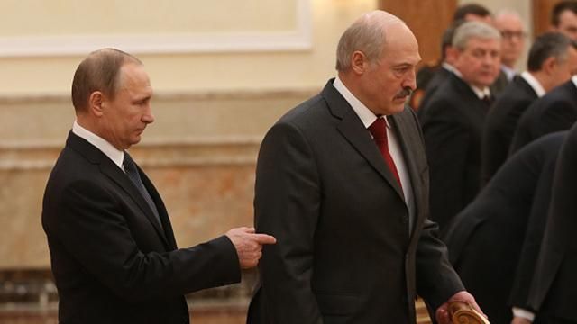 Лукашенко поскаржився на тиск Росії