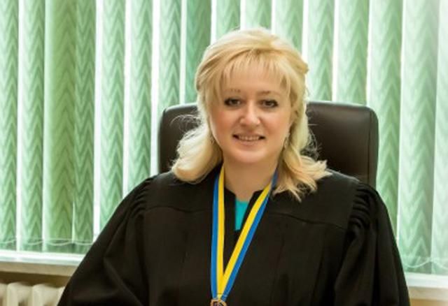 Журналісти показали шикарне життя судді райсуду Львова Журналісти показали шикарне життя судді райсуду Львова