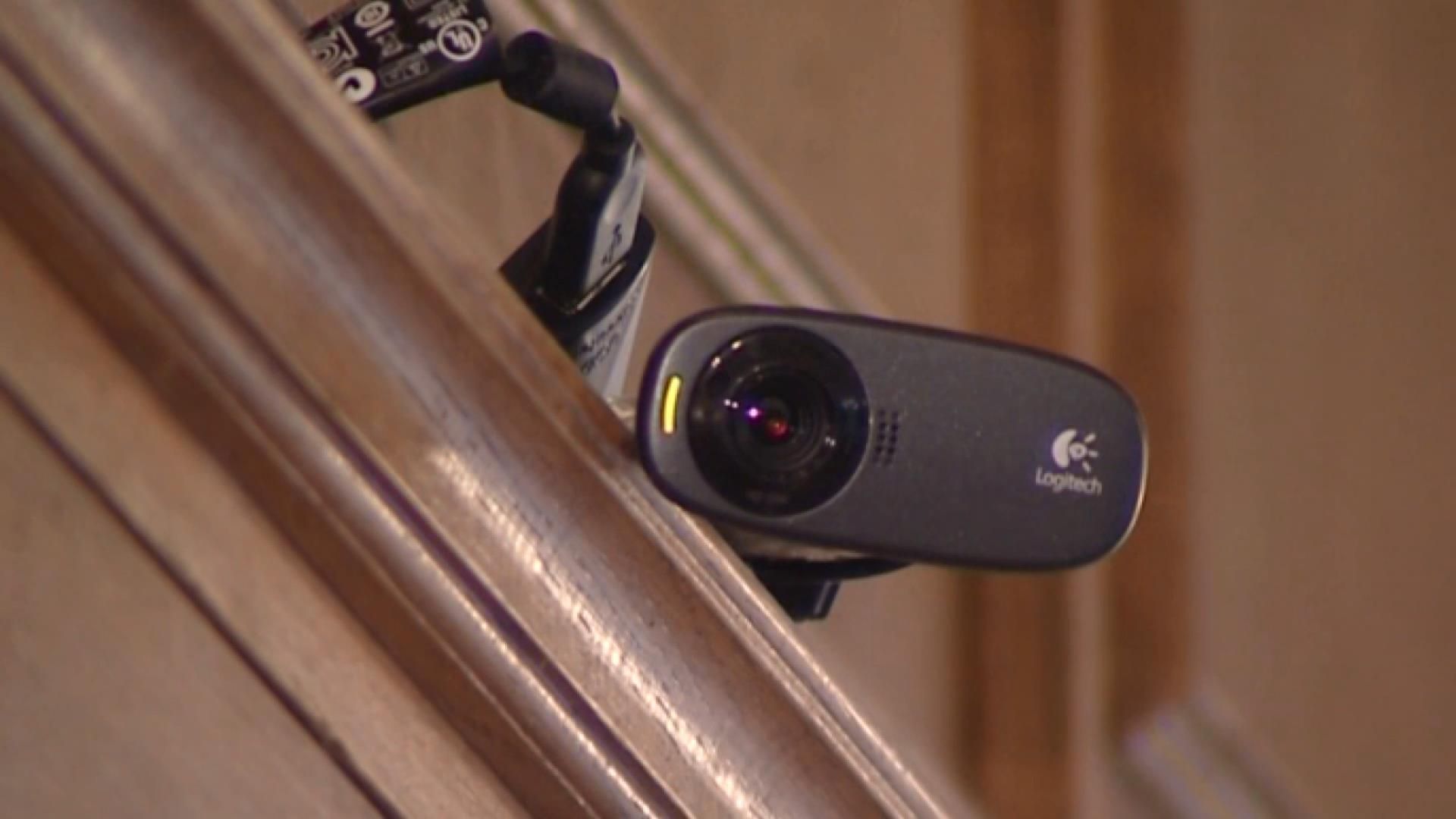 Мільярдна афера Литвина та Азарова: куди ділися камери спостереження після виборів Мільярдна афера Литвина та Азарова: куди ділися камери спостереження після виборів