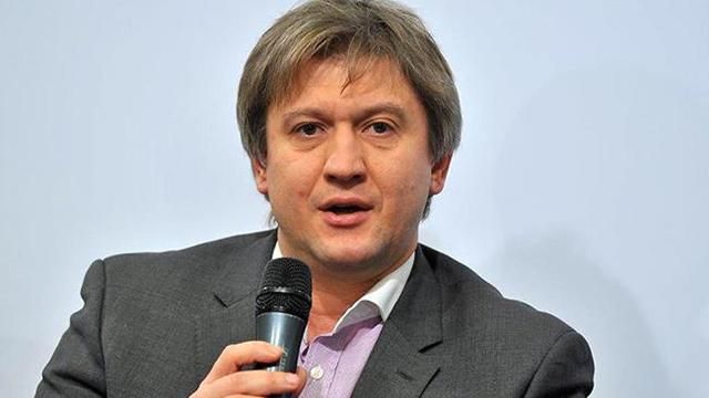 Міністр фінансів озвучив 10 пріоритетних напрямків на 2017 рік Міністр фінансів озвучив 10 пріоритетних напрямків на 2017 рік