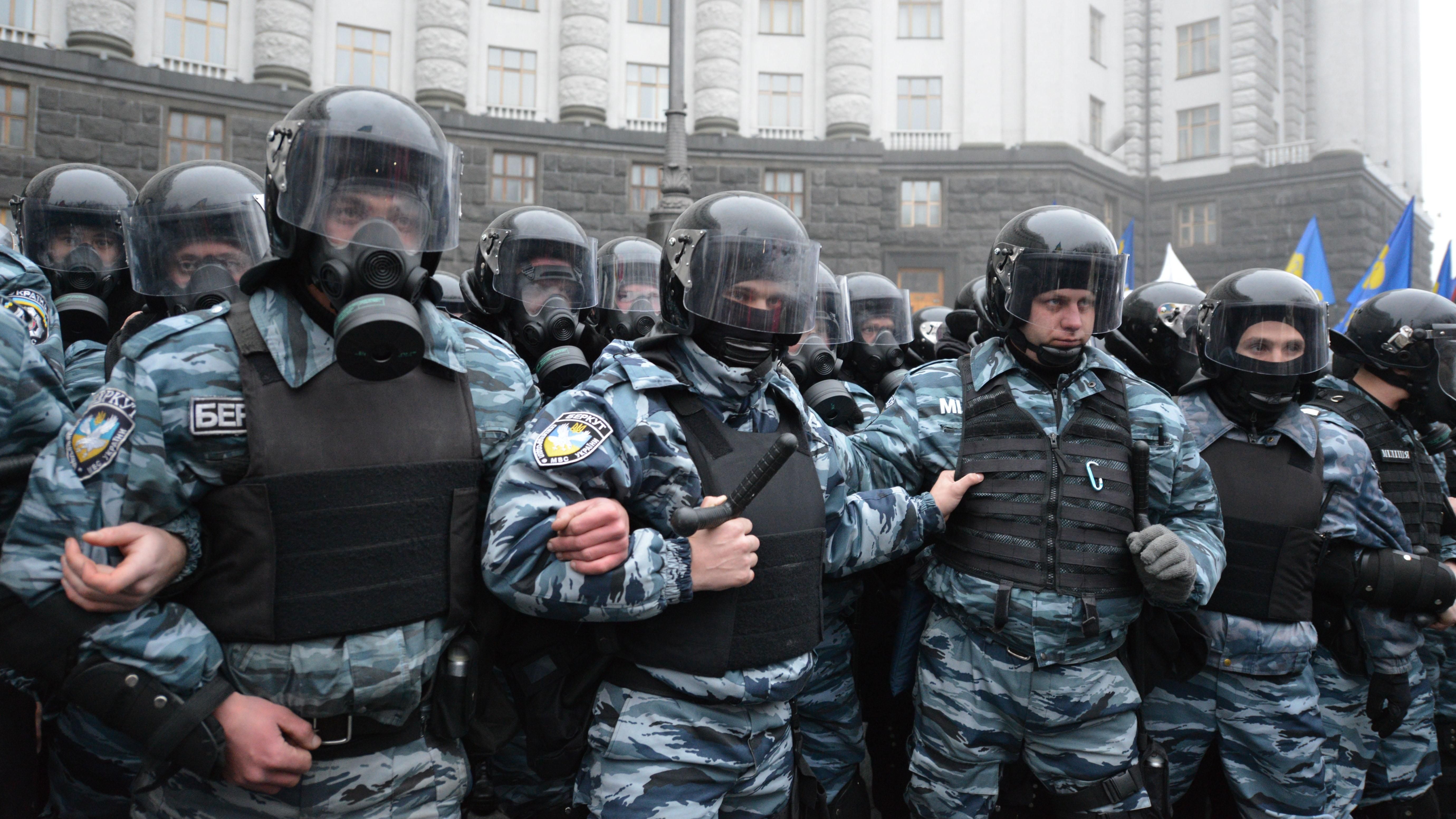 Слідчі, які фальсифікували справи проти євромайданівців, працюють у Нацполіції