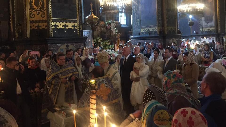 Тимошенко прогуляла часть заседания Рады из-за крестин внучки