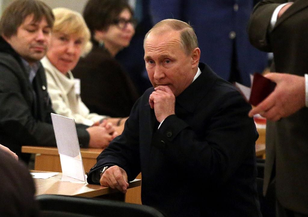 Время играет против Кремля, – политолог Время играет против Кремля, – политолог