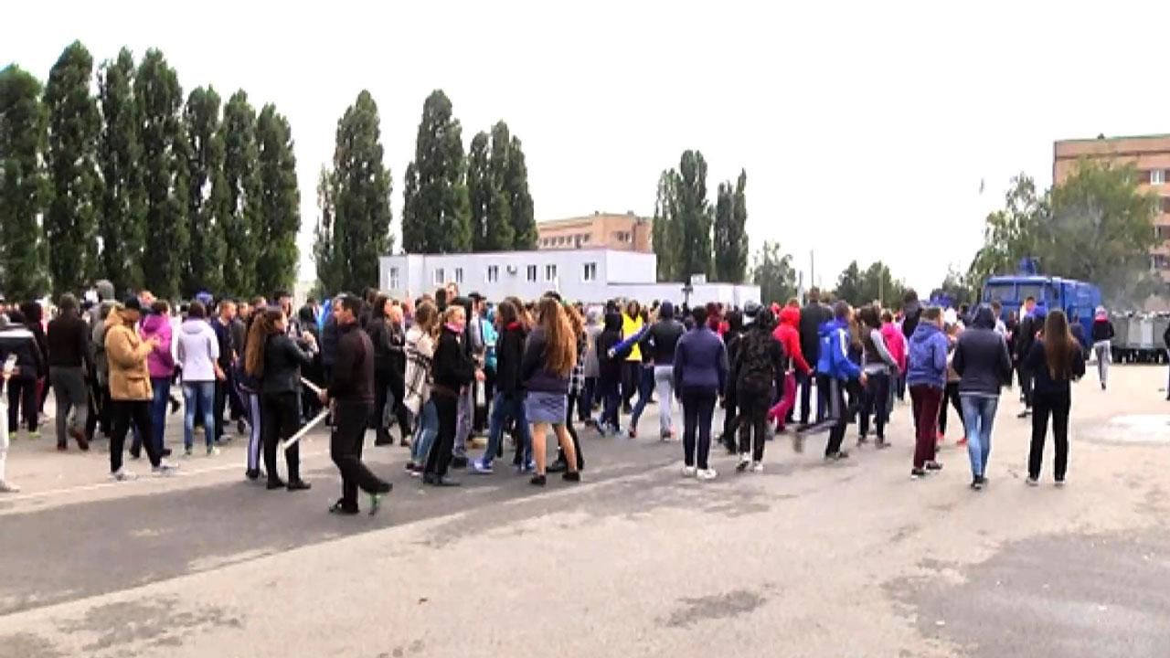 Імітацію придушення масових заворушень показали у Харкові Імітацію придушення масових заворушень показали у Харкові