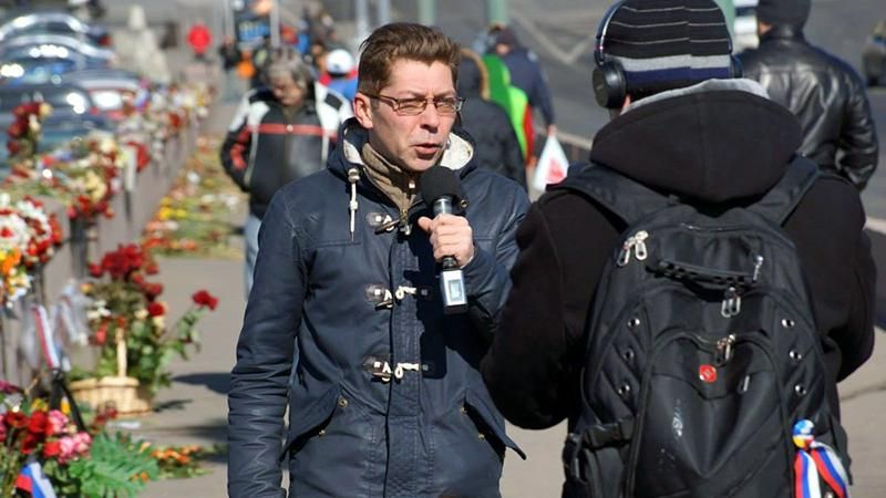 Российскому журналисту угрожают даже после бегства из страны