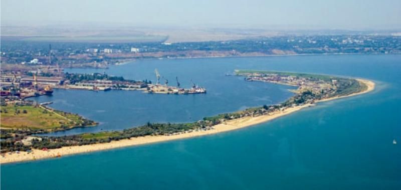 Води в Керчі вистачить на 20 днів
Води в Керчі вистачить на 20 днів