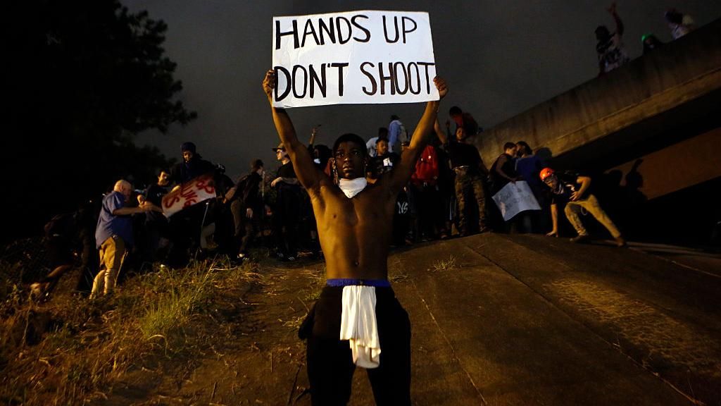 Расовий конфлікт у США: демонстранти продовжують сутички з поліцією
