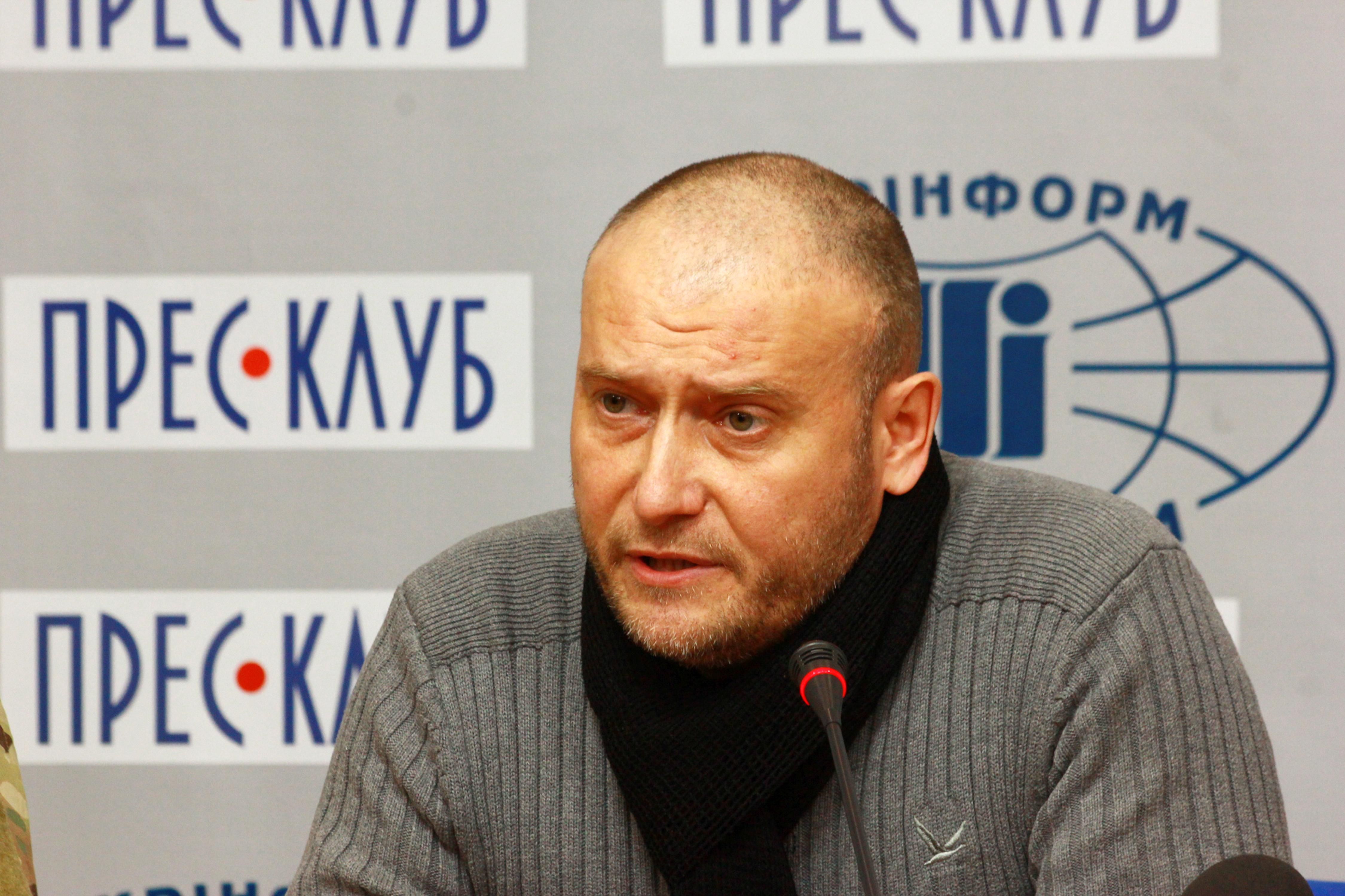 Снайпери вимагають роботи – Ярош порадив Луценкові "заховати" Вілкула Снайпери вимагають роботи – Ярош порадив Луценкові "заховати" Вілкула