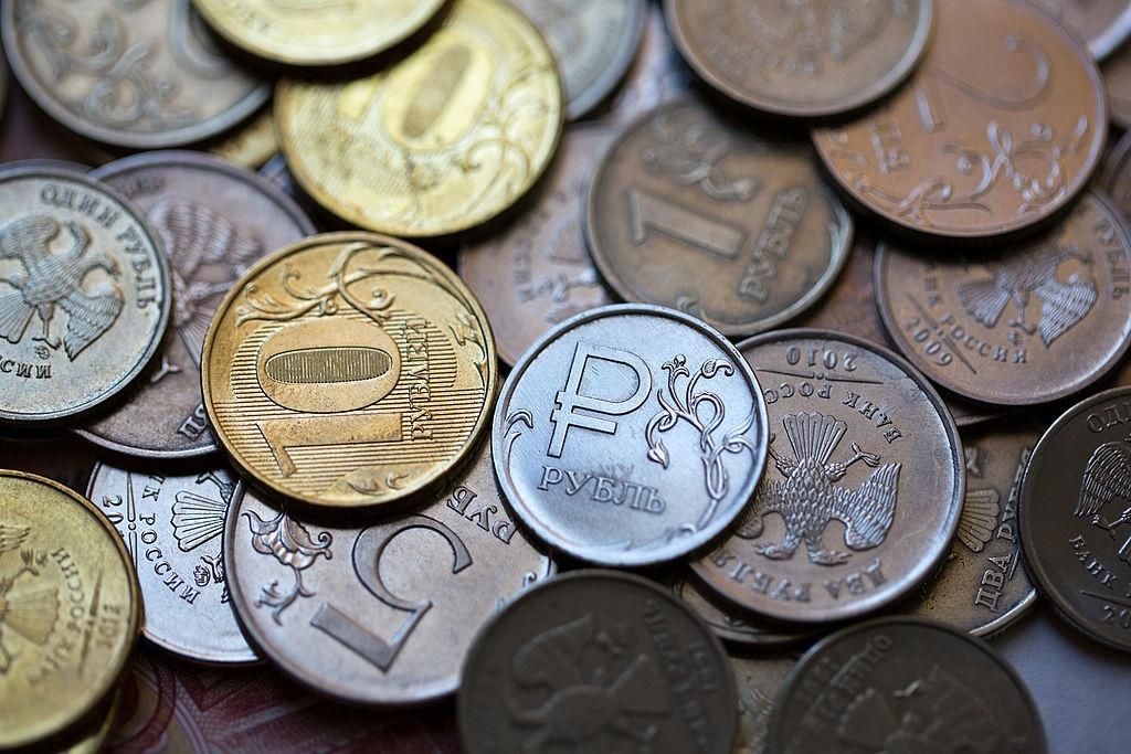 Інвестори зробили рекордну ставку на ослаблення рубля Інвестори зробили рекордну ставку на ослаблення рубля