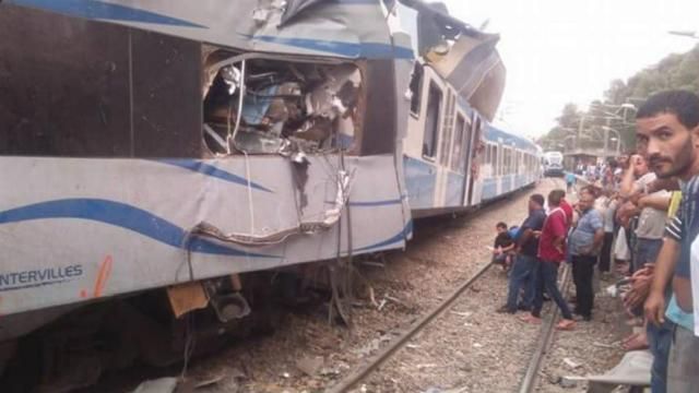 Два потяги зіткнулись в Алжирі: є загиблі і десятки поранених
