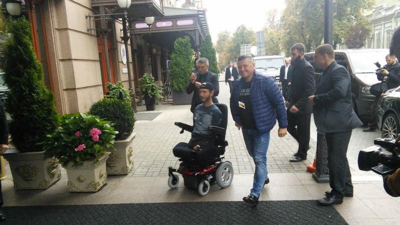 Легендарний Нік Вуйчіч знову в Україні – прочитає лекцію у Верховній Раді Легендарний Нік Вуйчіч знову в Україні – прочитає лекцію у Верховній Раді