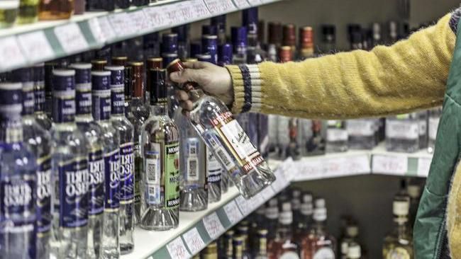 У Києві знову можна буде купувати алкоголь після 23:00