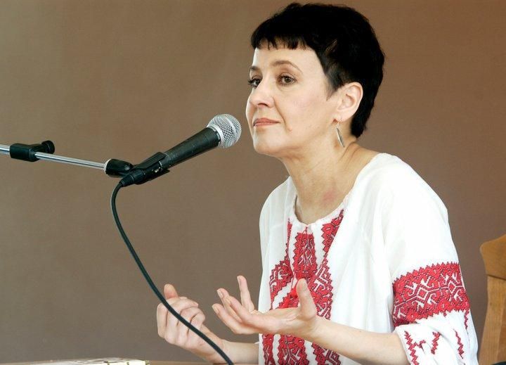 Оксана Забужко: Украина о себе не умеет говорить, потому что ее учили молчать