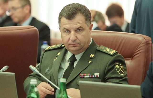 Полторак озвучил безумное число российских танков на Донбассе