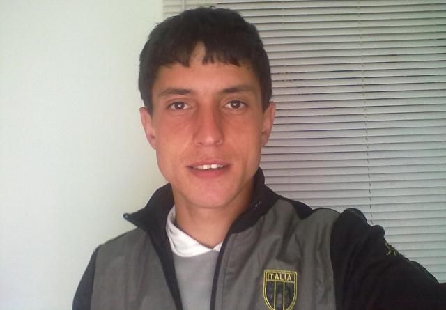 Молодий кримський татарин зник у Сімферополі Молодий кримський татарин зник у Сімферополі