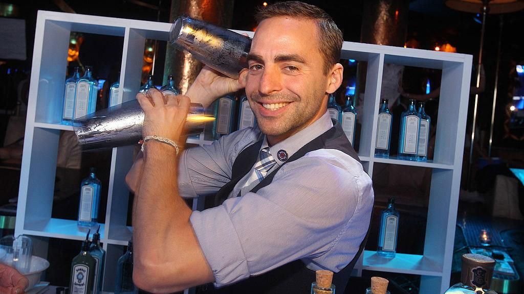 Летающие бары заполнили европейские курорты Летающие бары заполнили европейские курорты