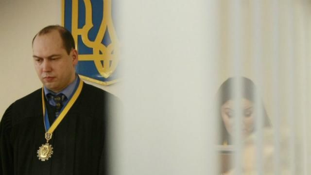 У Луценка таки домоглись, щоб суддю Вовка відсторонили від посади У Луценка таки домоглись, щоб суддю Вовка відсторонили від посади