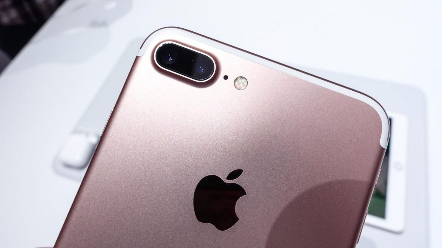 Коли й за скільки можна буде купити новенькі iPhone в Україні Коли й за скільки можна буде купити новенькі iPhone в Україні