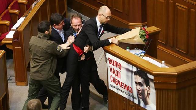 Чому депутати так мляво голосували за звільнення суддів, – дивіться у програмі "На дивані" Чому депутати так мляво голосували за звільнення суддів, – дивіться у програмі "На дивані"