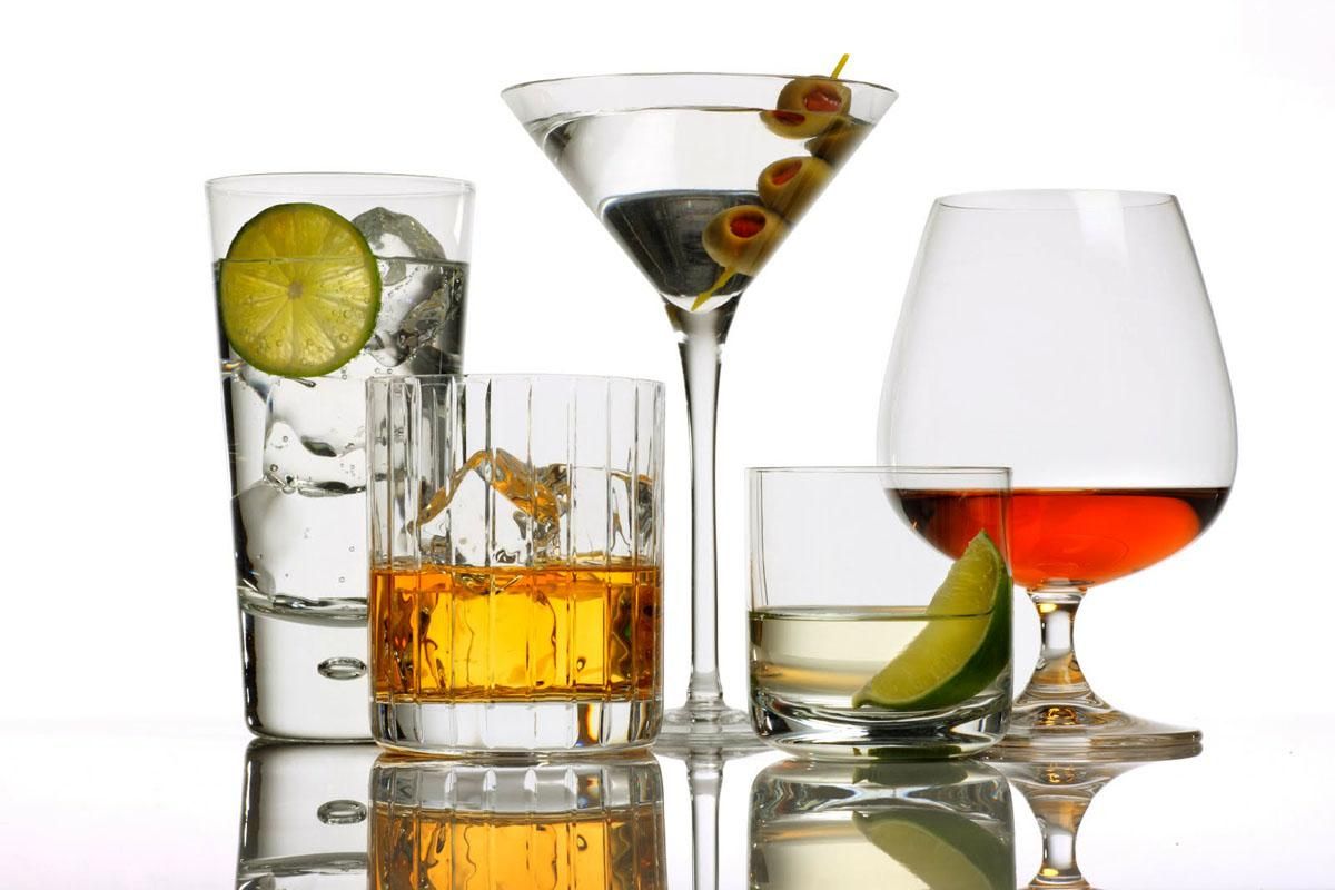 Науковці довели, що помірний прийом алкоголю полегшує депресію