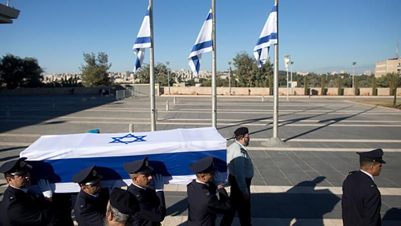 Екс-президента Ізраїлю поховали в Єрусалимі: на церемонії був Порошенко і Обама 