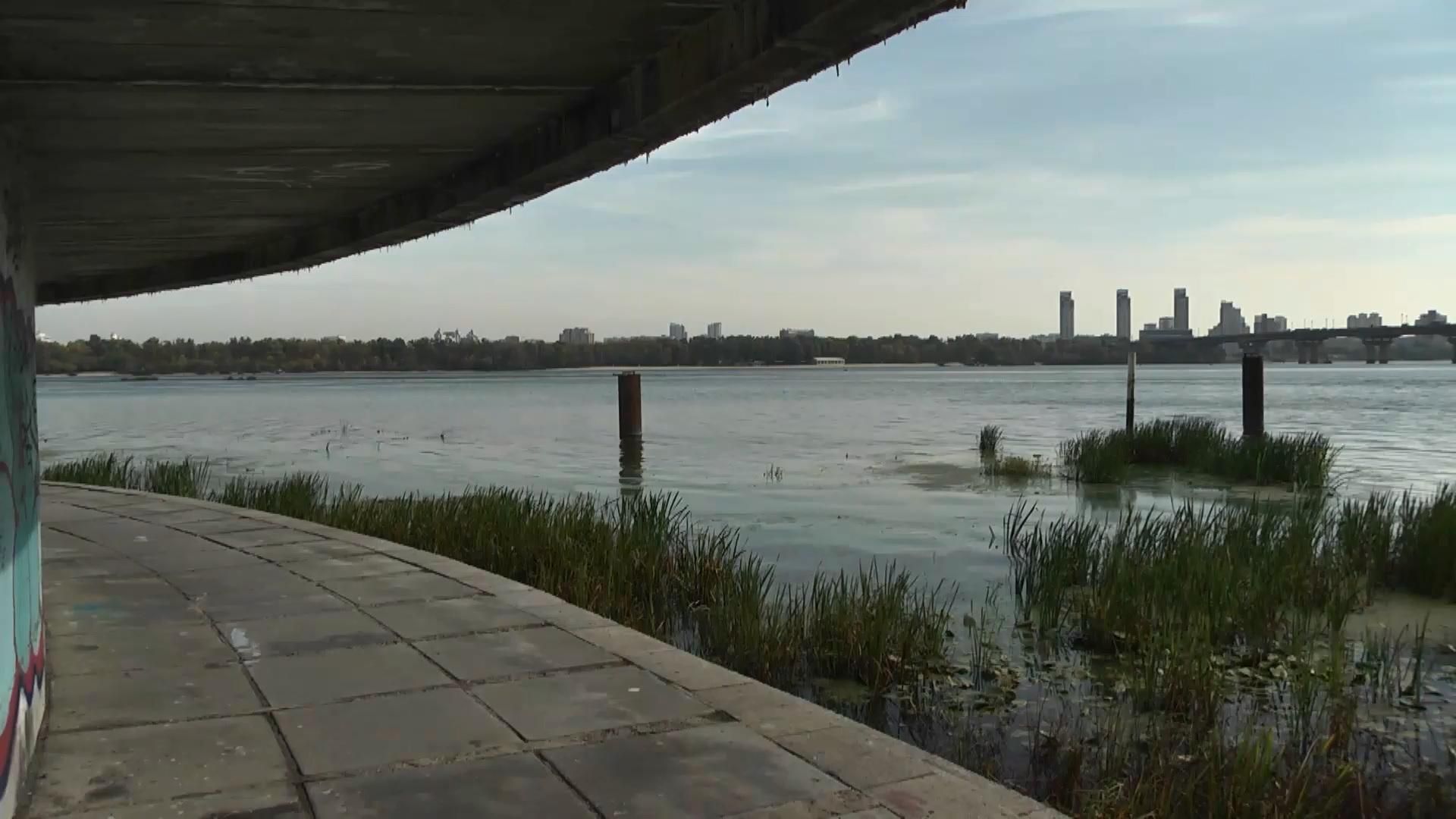 Річка, з якої п’ють воду більшість українців, на межі екологічної катастрофи, – екологи Річка, з якої п’ють воду більшість українців, на межі екологічної катастрофи, – екологи