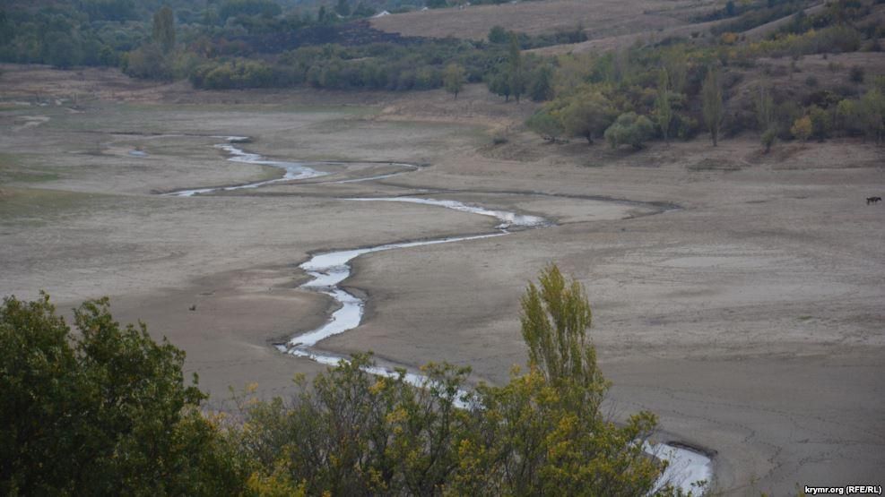 У Криму критична ситуація: пересохло верхів'я водосховища