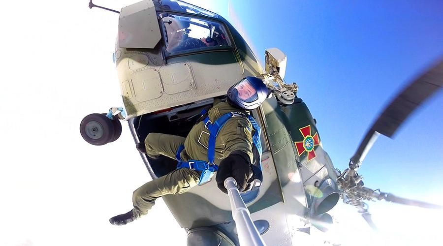 Як тренуються десантники: опублікували вражаючі кадри Як тренуються десантники: опублікували вражаючі кадри