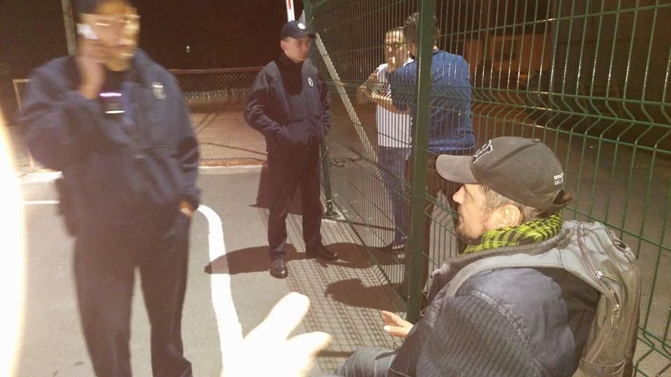 Охоронці побили письменника у Києві Охоронці побили письменника у Києві