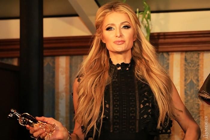 Пэрис Хилтон выступила в Одессе: появились фото Пэрис Хилтон выступила в Одессе: появились фото