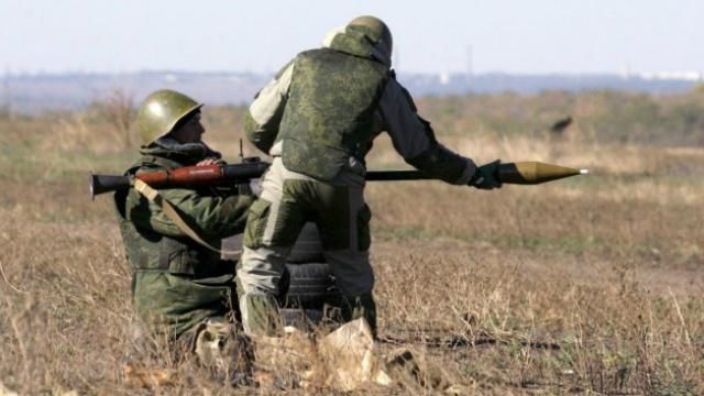 Разведение войск боевики "отметили" огнем из гранатометов Разведение войск боевики "отметили" огнем из гранатометов