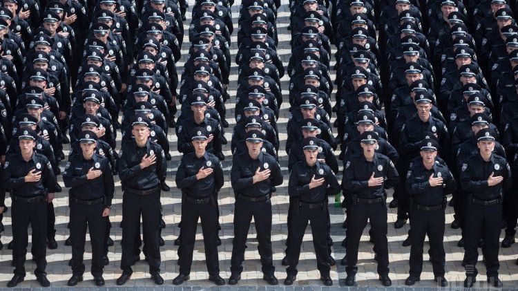 Канада виділить 8,1 мільйона доларів на потреби української поліції Канада виділить 8,1 мільйона доларів на потреби української поліції