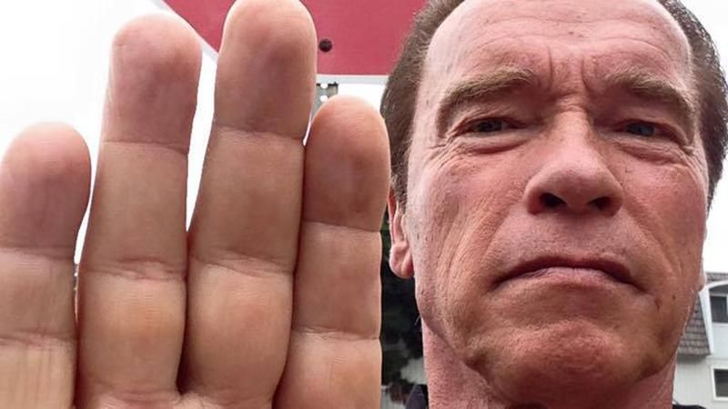 Шварценеггеру не дозволили кататися на велосипеді Шварценеггеру не дозволили кататися на велосипеді