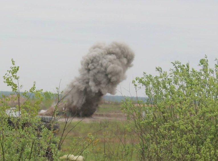 Троє військових підірвались на Львівщині