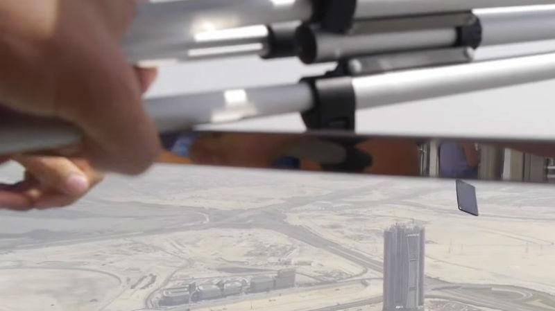 Украинец выбросил iPhone 7 из самого высокого здания мира