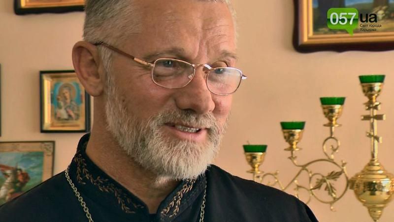 У ДТП під Києвом загинув військовий капелан, який побував у полоні луганських бойовиків У ДТП під Києвом загинув військовий капелан, який побував у полоні луганських бойовиків