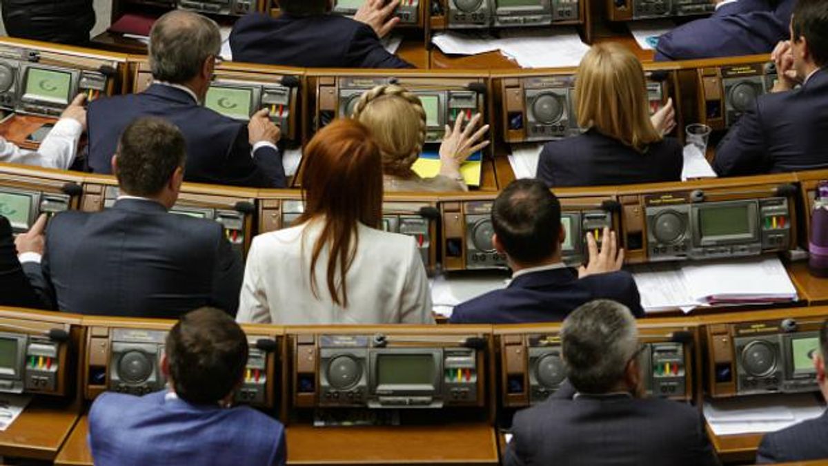 Наразі лише один нардеп заповнив електронну декларацію