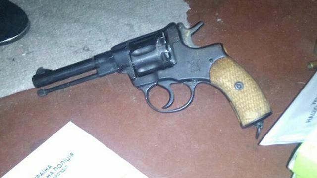 Затримання зі стріляниною: у Києві поліція зловила квартирних злодіїв Затримання зі стріляниною: у Києві поліція зловила квартирних злодіїв