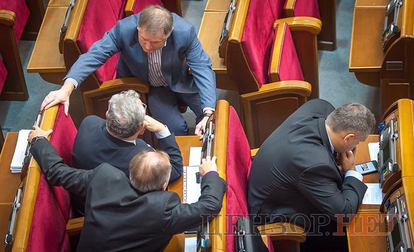 Как "Оппозиционный блок" развлекается в Раде: Comedy Club и катера Как "Оппозиционный блок" развлекается в Раде: Comedy Club и катера