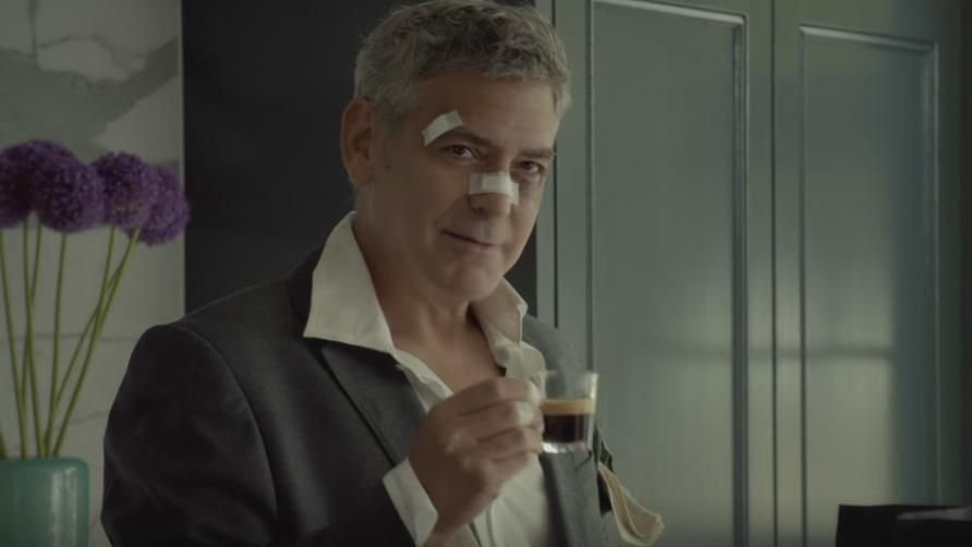 Джорджу Клуни досталось от мафии из-за чрезмерной любви к кофе Джорджу Клуни досталось от мафии из-за чрезмерной любви к кофе