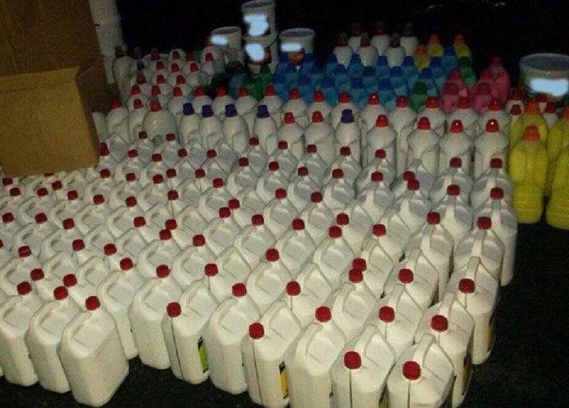 На Волыни в больших масштабах подделывали бытовую химию На Волыни в больших масштабах подделывали бытовую химию