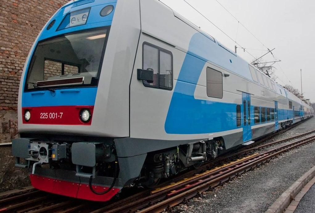 Украиной с ноября будет курсировать двухэтажный поезд Украиной с ноября будет курсировать двухэтажный поезд