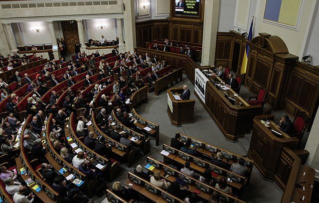 Рада закликала світ до санкцій проти "суддів", які заборонили Меджліс