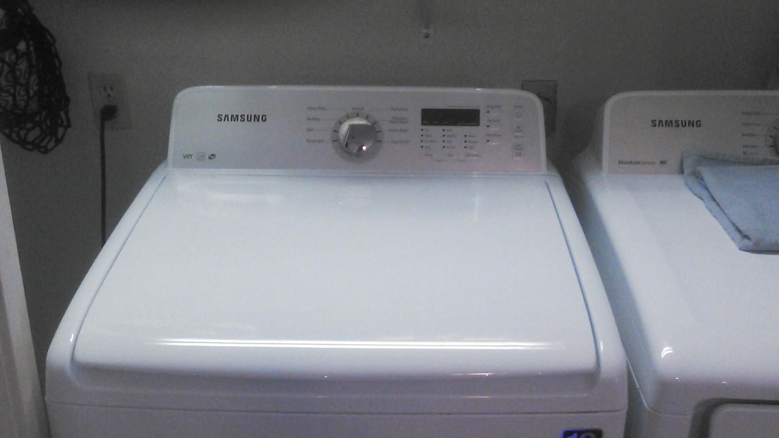 Не смартфонами єдиними: у Samsung почали вибухати пральні машини Не смартфонами єдиними: у Samsung почали вибухати пральні машини