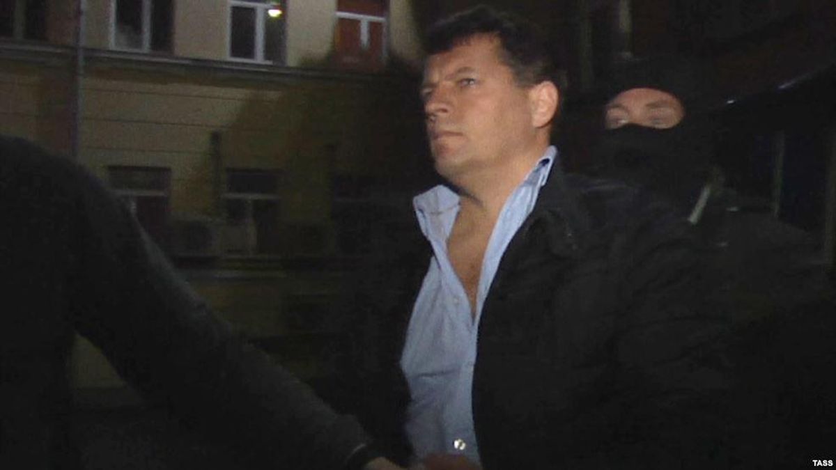Кремль к Сущенко не пускает украинского дипломата Кремль к Сущенко не пускает украинского дипломата